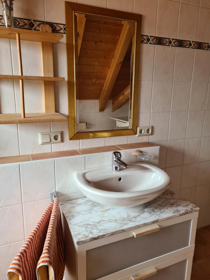 Ferienwohnung Helga Thalmassing  Extérieur photo